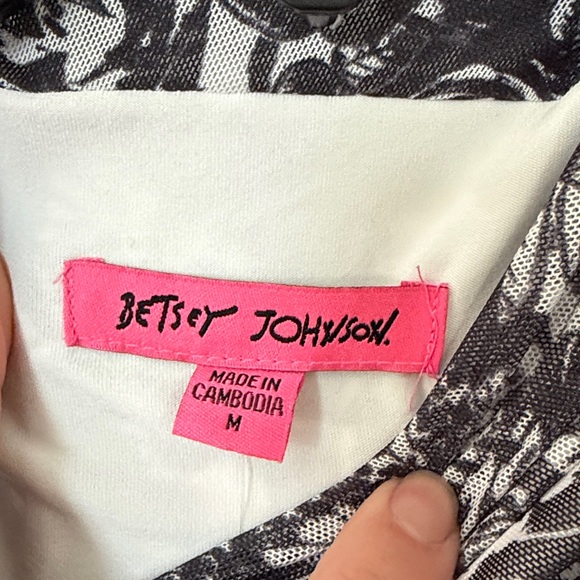 NWOT Betsey Johnson Black and White Floral Maxi Dress medium new - Picture 3 of 6